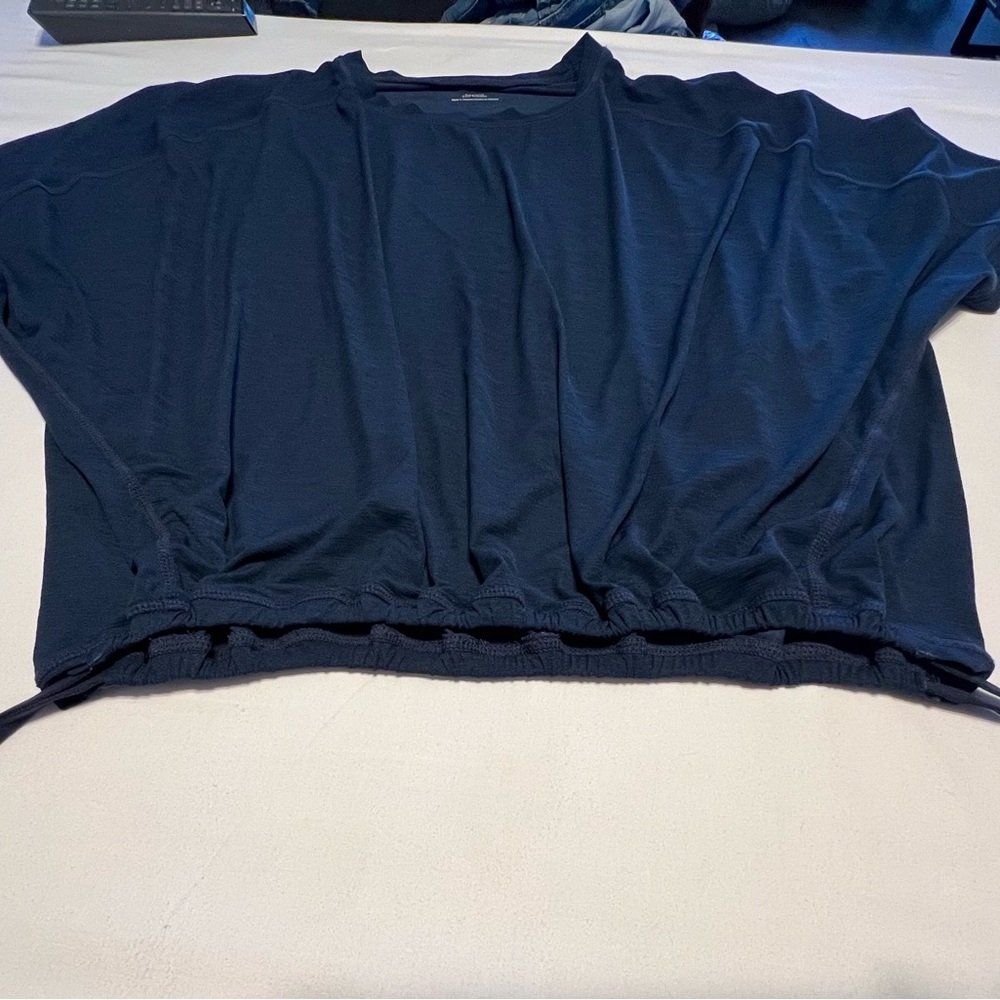 JoyLab Navy S/S Poly Exercise Top. Super loose fitting—great over jog bra.